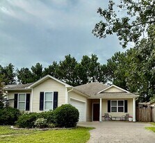 9455 Night Harbor Dr in Leland, NC - Building Photo