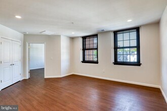 210 E Boscawen St-Unit -201 in Winchester, VA - Building Photo - Building Photo