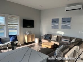 163 Nantasket Ave, Unit STH in Hull, MA - Foto de edificio - Building Photo
