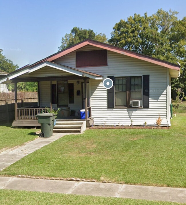 property at 2421 Neches St