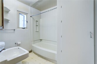 2233 Clifford Ave in Rochester, NY - Building Photo - Building Photo