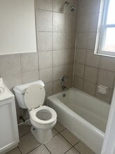 Kendall Arms in Louisville, KY - Foto de edificio - Building Photo