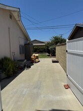 15841 Rollins Ln in Huntington Beach, CA - Building Photo - Building Photo