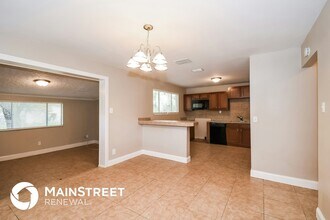 6965 Miss Muffet Ln N in Jacksonville, FL - Building Photo - Building Photo