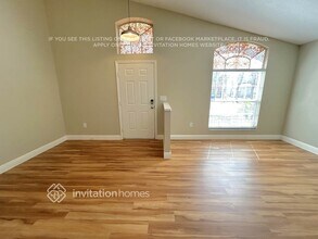 3310 Pine Top Dr in Valrico, FL - Building Photo - Building Photo