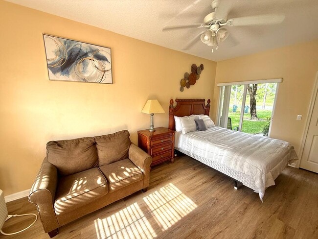 8294 Mulligan Cir in Port St. Lucie, FL - Building Photo - Building Photo