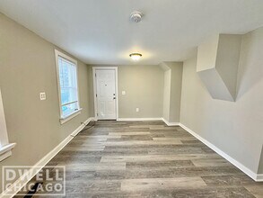 1154 W 17th St in Chicago, IL - Foto de edificio - Building Photo