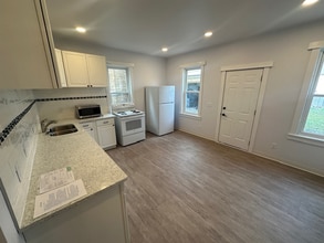 602-604-604 S 9th St, Unit 604 in Watertown, WI - Foto de edificio - Building Photo