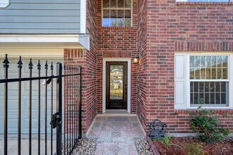 10130 Woodico Dr in Houston, TX - Building Photo - Building Photo