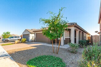 19725 W Rancho Dr in Litchfield Park, AZ - Building Photo - Building Photo