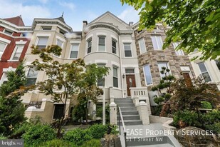 31 T St NW in Washington, DC - Building Photo