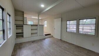 5325 SE 32nd Ct in Ocala, FL - Building Photo