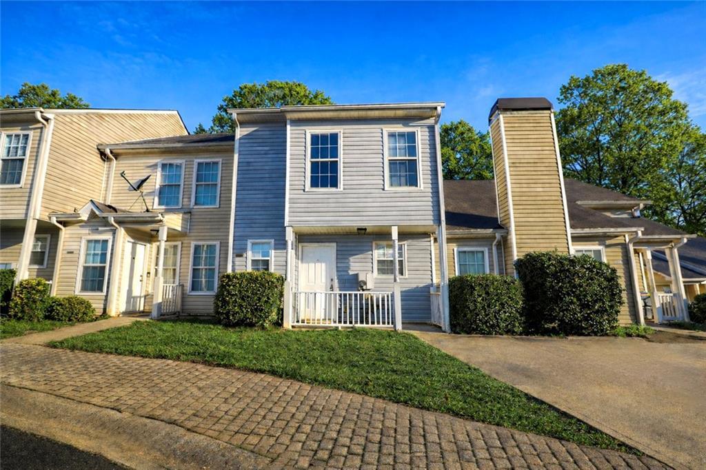 6468 Wellington Chase Ct in Lithonia, GA - Building Photo