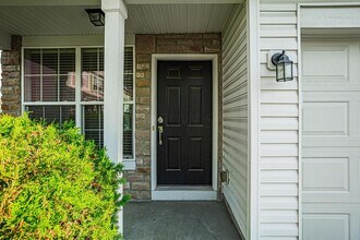 6152 Brassie Ave in Westerville, OH - Building Photo - Building Photo