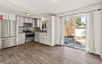 1637-1639 E Hastings Ave in Coeur d'Alene, ID - Building Photo - Building Photo