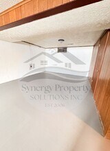 745 Carol Ln in Mansfield, OH - Foto de edificio - Building Photo