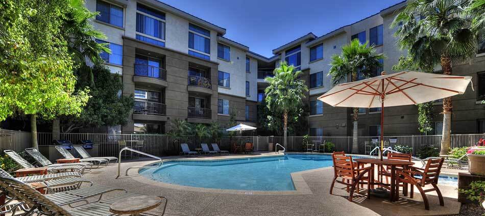 1701 E Colter St, Unit #237 in Phoenix, AZ - Building Photo