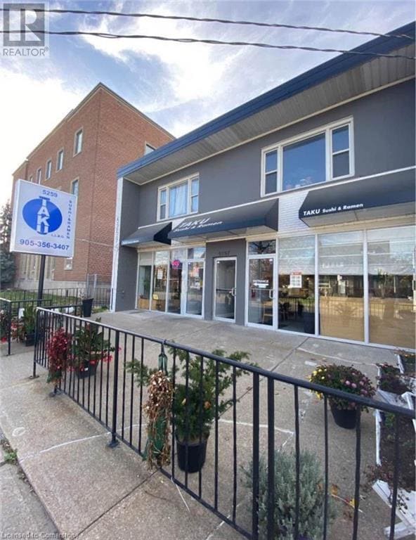 property at 5257 Victoria Ave