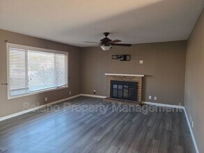 202 Richard Pl in Vacaville, CA - Building Photo - Building Photo