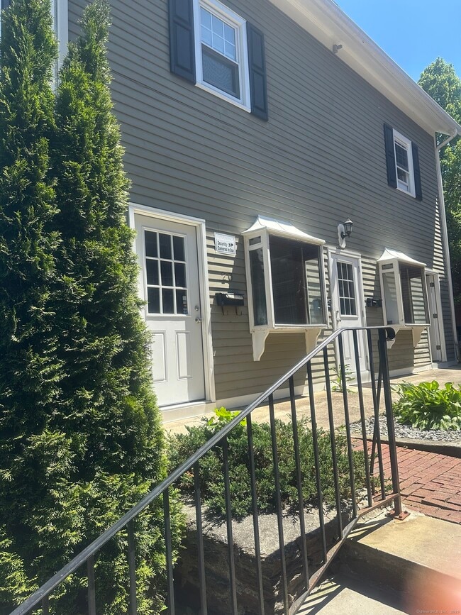 18 Depot St in Watertown, CT - Building Photo - Building Photo