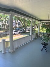 457 Park Ave, Unit Apt A in Rochester, NY - Foto de edificio - Building Photo