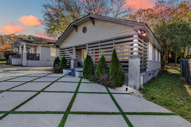 820 Parkwood Ave in Charlotte, NC - Building Photo - Building Photo