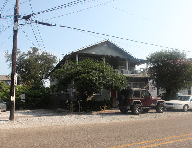 227 E State St in Baton Rouge, LA - Building Photo - Building Photo