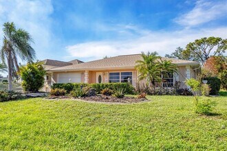 320 San Rafael Ave in North Port, FL - Building Photo - Building Photo
