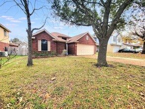 13901 Randalstone Dr in Pflugerville, TX - Building Photo - Building Photo