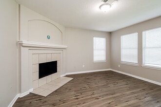 14635 Lothbury Dr in Cypress, TX - Building Photo - Building Photo