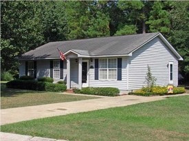 101 Brandon Ln in Summerville, SC - Building Photo