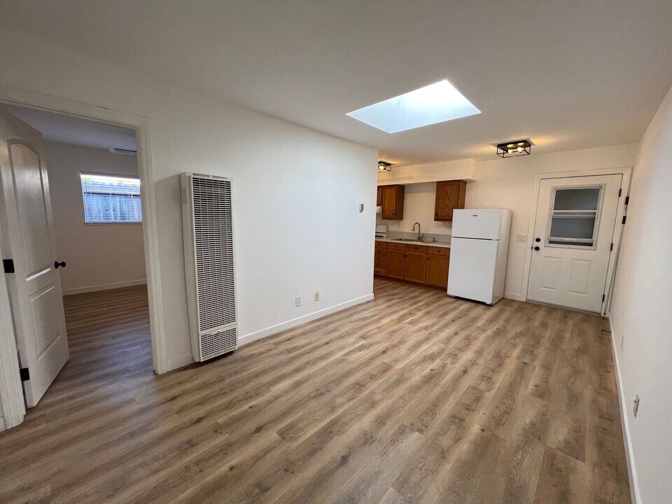 1252 Cramer Cir in Carpinteria, CA - Building Photo
