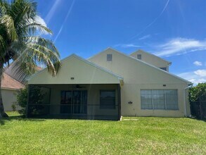 22492 Middletown Dr in Boca Raton, FL - Building Photo - Building Photo