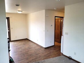 119 1st St in Evansville, WY - Building Photo - Building Photo
