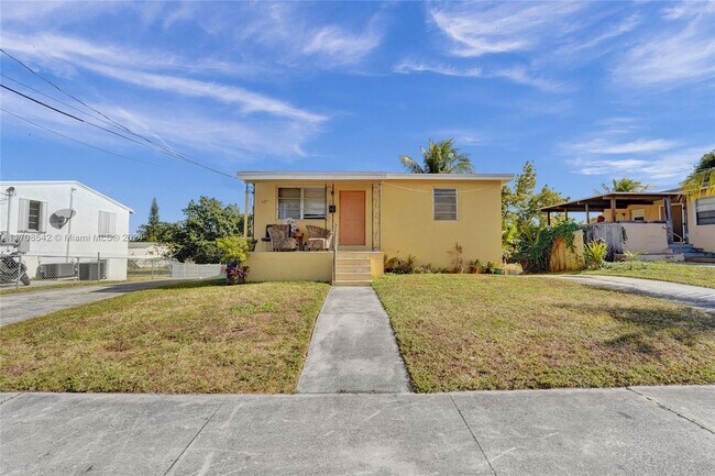 property at 725 SW 8th Ave