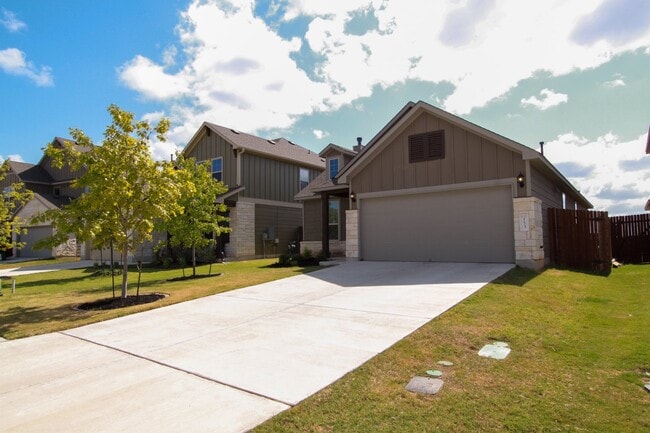 153 Carlina Lp in Liberty Hill, TX - Building Photo - Building Photo