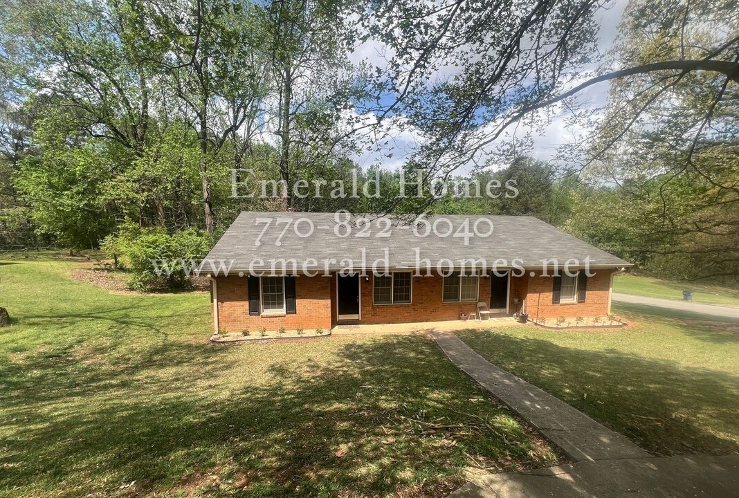 721-723 Jackson View Rd in Suwanee, GA - Building Photo