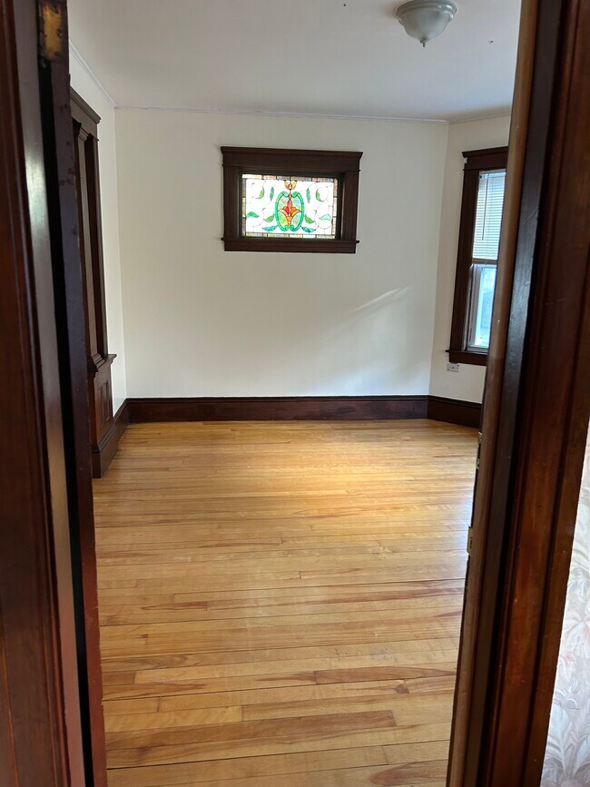 90 Lovell St, Unit #2 in Worcester, MA - Foto de edificio - Building Photo