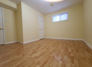 206 Alexander Rd in Newmarket, ON - Building Photo - Building Photo