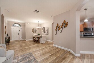 4883 W Breeze Cir in Palm Harbor, FL - Building Photo - Building Photo