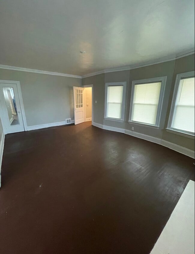 3736 E 153rd St in Cleveland, OH - Building Photo - Building Photo