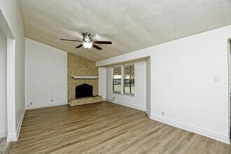 301 Fawnfield Dr in Cedar Park, TX - Building Photo - Building Photo