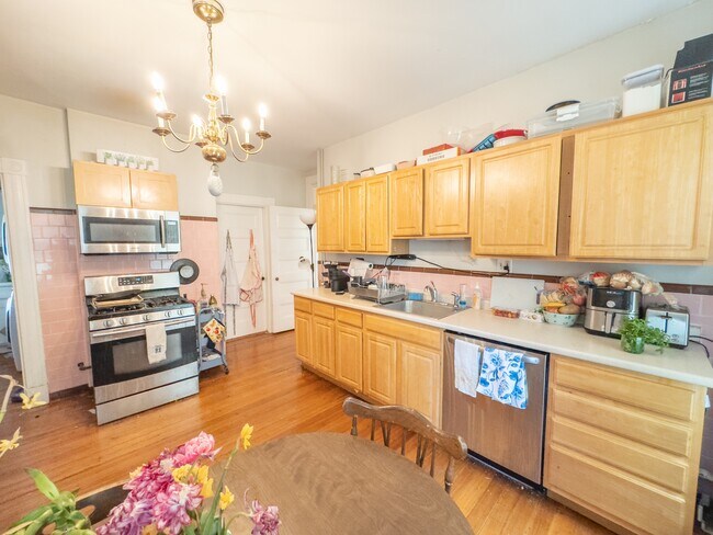 52 Fayette St in Cambridge, MA - Building Photo - Building Photo