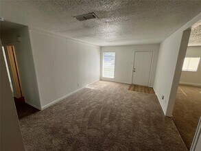 13229 Valley Forge Cir in Balch Springs, TX - Building Photo - Building Photo