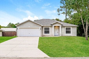 225 Gordon Rd NW in Palm Bay, FL - Building Photo