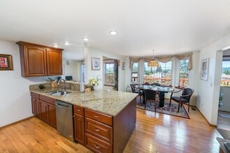 906 38th St in Bellingham, WA - Building Photo - Building Photo