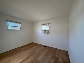 1440 Azalea Dr in Dayton, OH - Building Photo - Building Photo