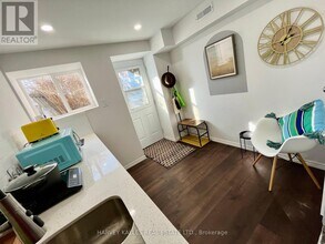 26 Leyton Ave in Toronto, ON - Building Photo - Building Photo