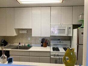 9 Hawthorne Pl, Unit 7F in Boston, MA - Building Photo - Building Photo