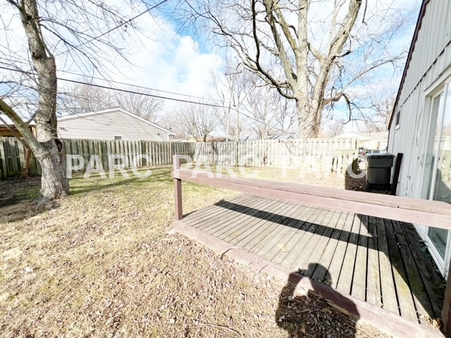 7657 E 35th St in Indianapolis, IN - Building Photo - Building Photo